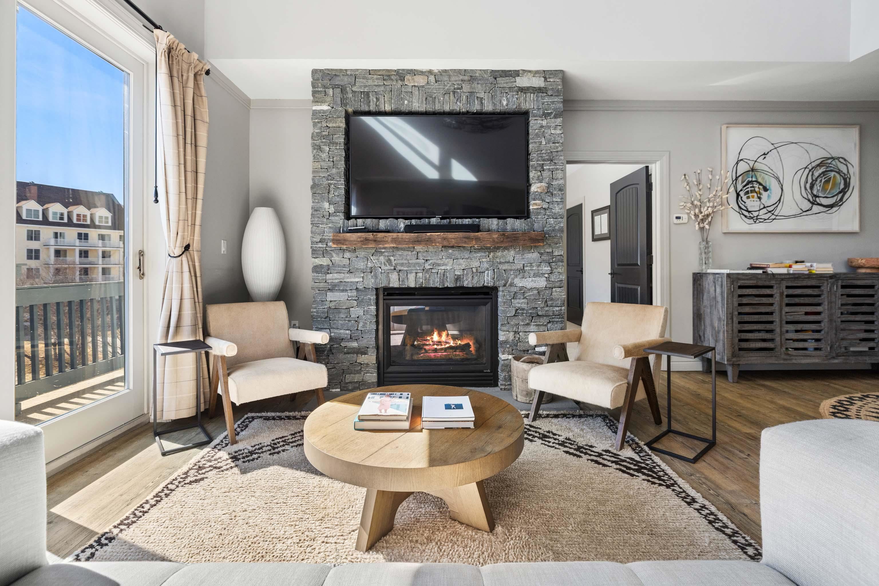 43 Middle Ridge Road, Unit 416 South Londonderry, VT 05155 - Photo 4 of 41