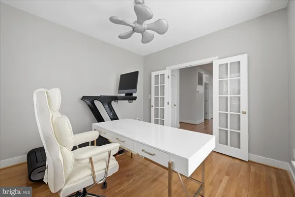 $565,000 | 218 Braddock Street, Charles Town, WV 25414