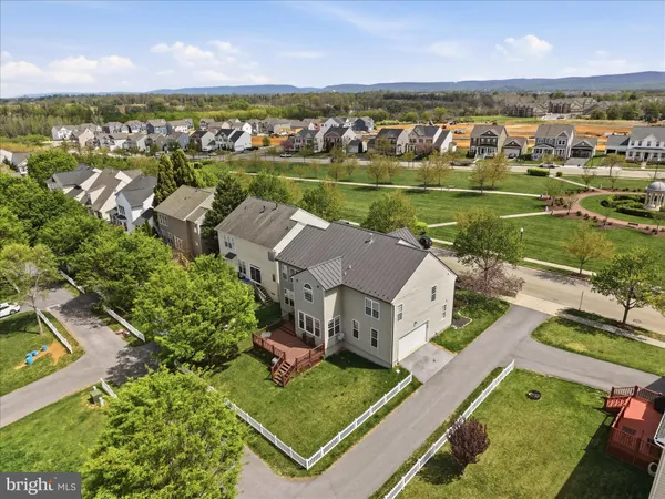 $565,000 | 218 Braddock Street, Charles Town, WV 25414