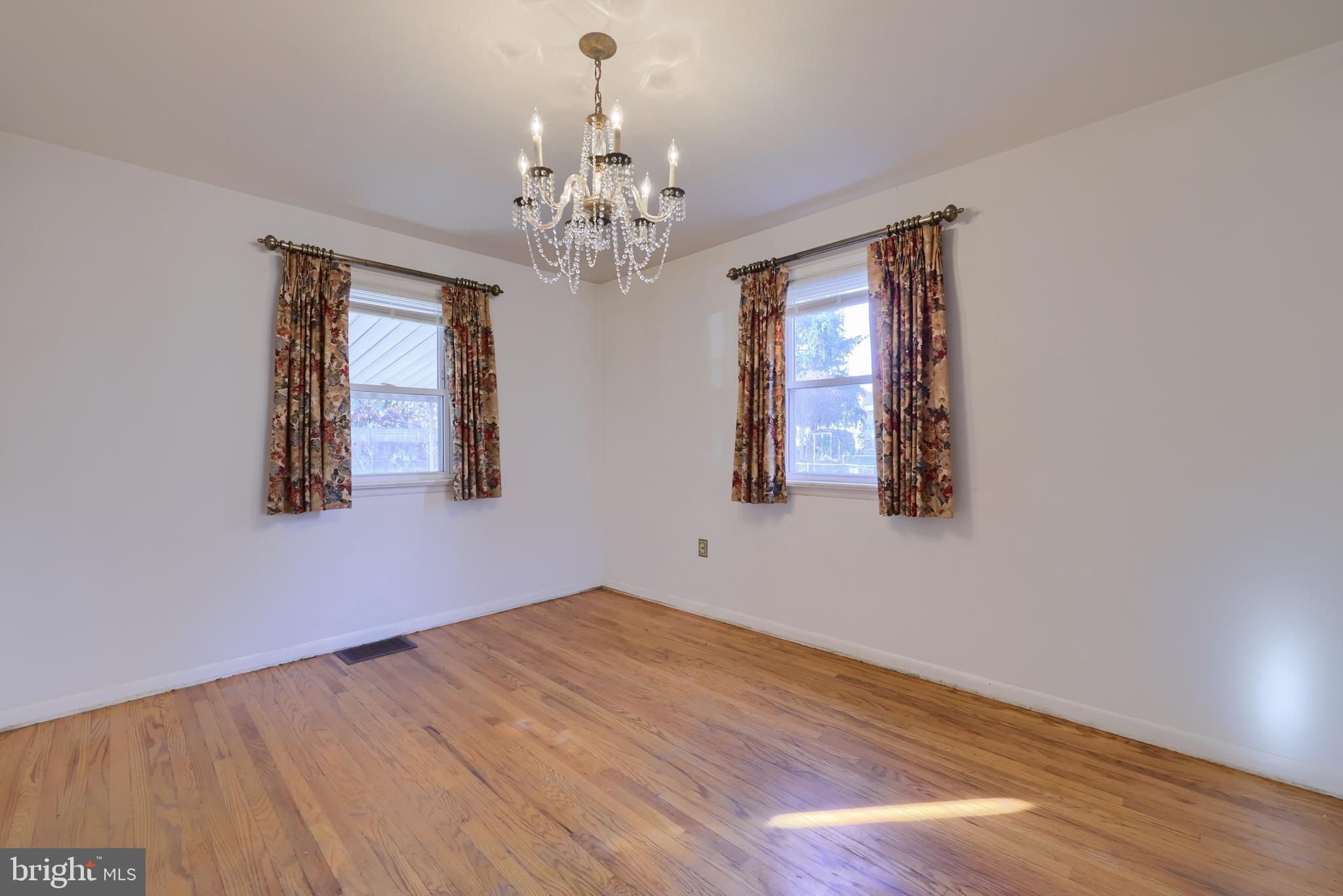 44 Ruby Street Lancaster, PA 17603 - Photo 5 of 26 Dining Room