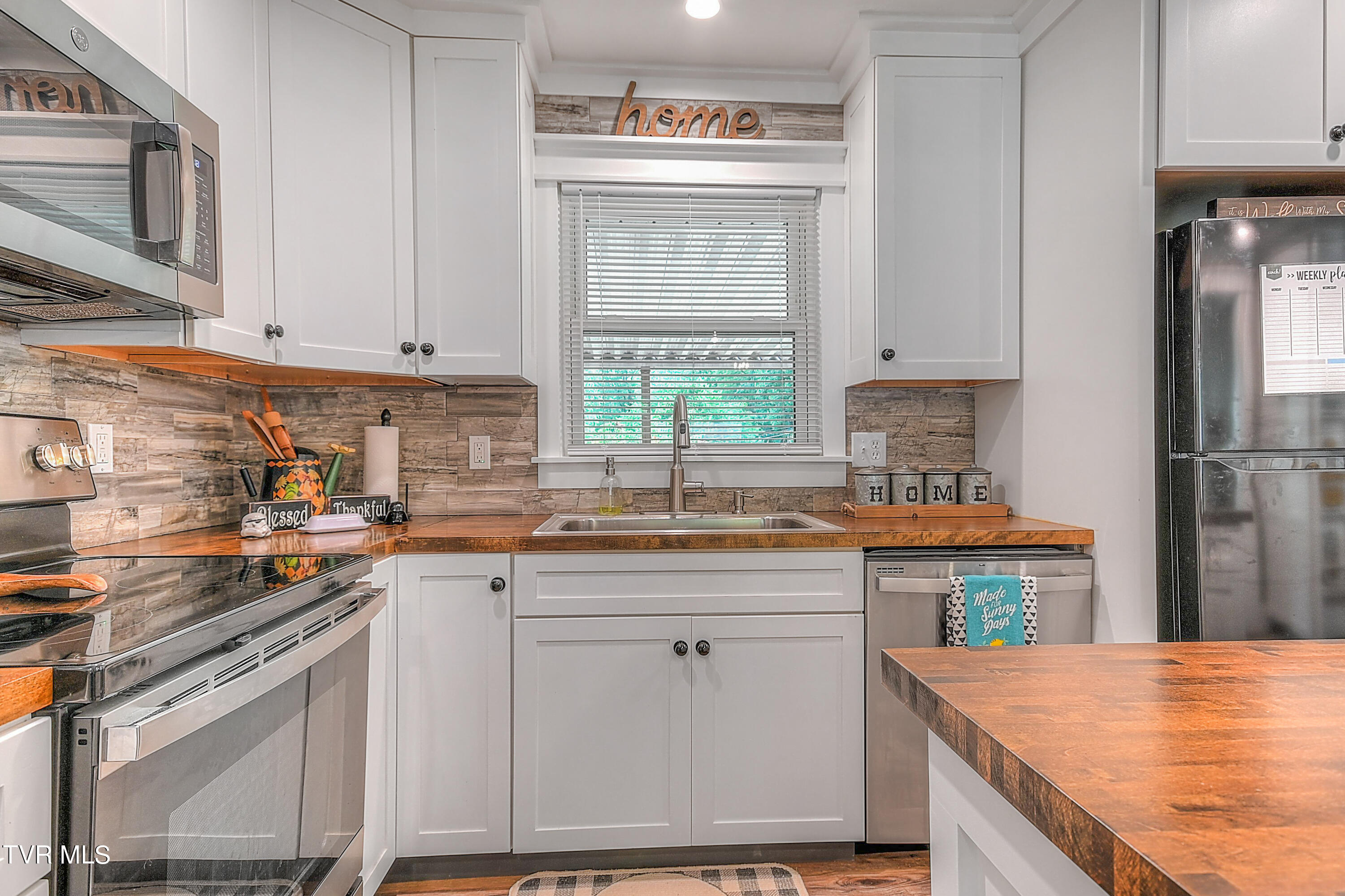 1355 Rock Creek Road Erwin, TN 37650 - Photo 14 of 48 1355 Rock Creek Rd KW-17