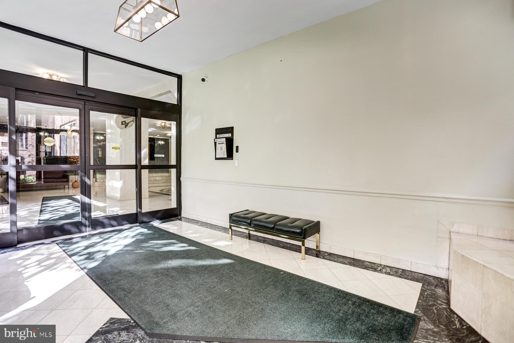 1121 Arlington Boulevard, Unit 328 Arlington, VA 22209 - Photo 21 of 40