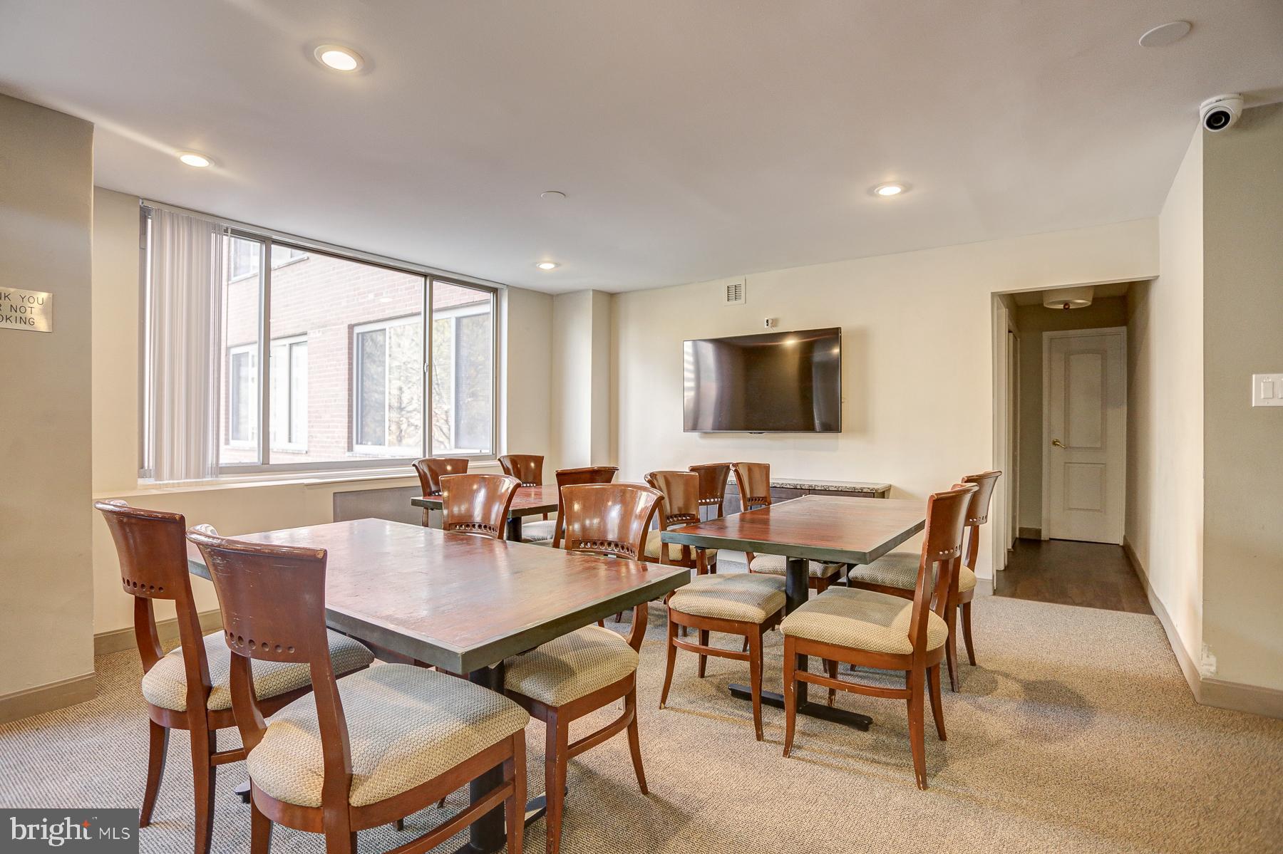 1121 Arlington Boulevard, Unit 328 Arlington, VA 22209 - Photo 26 of 40