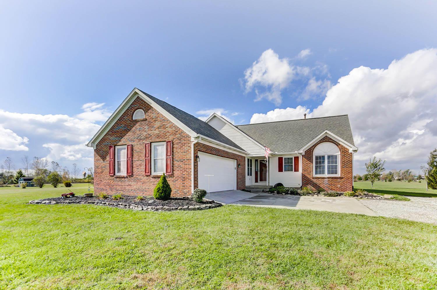 7513 Young Road Orient, OH 43146 - Photo 1 of 40 Gallery Image 1