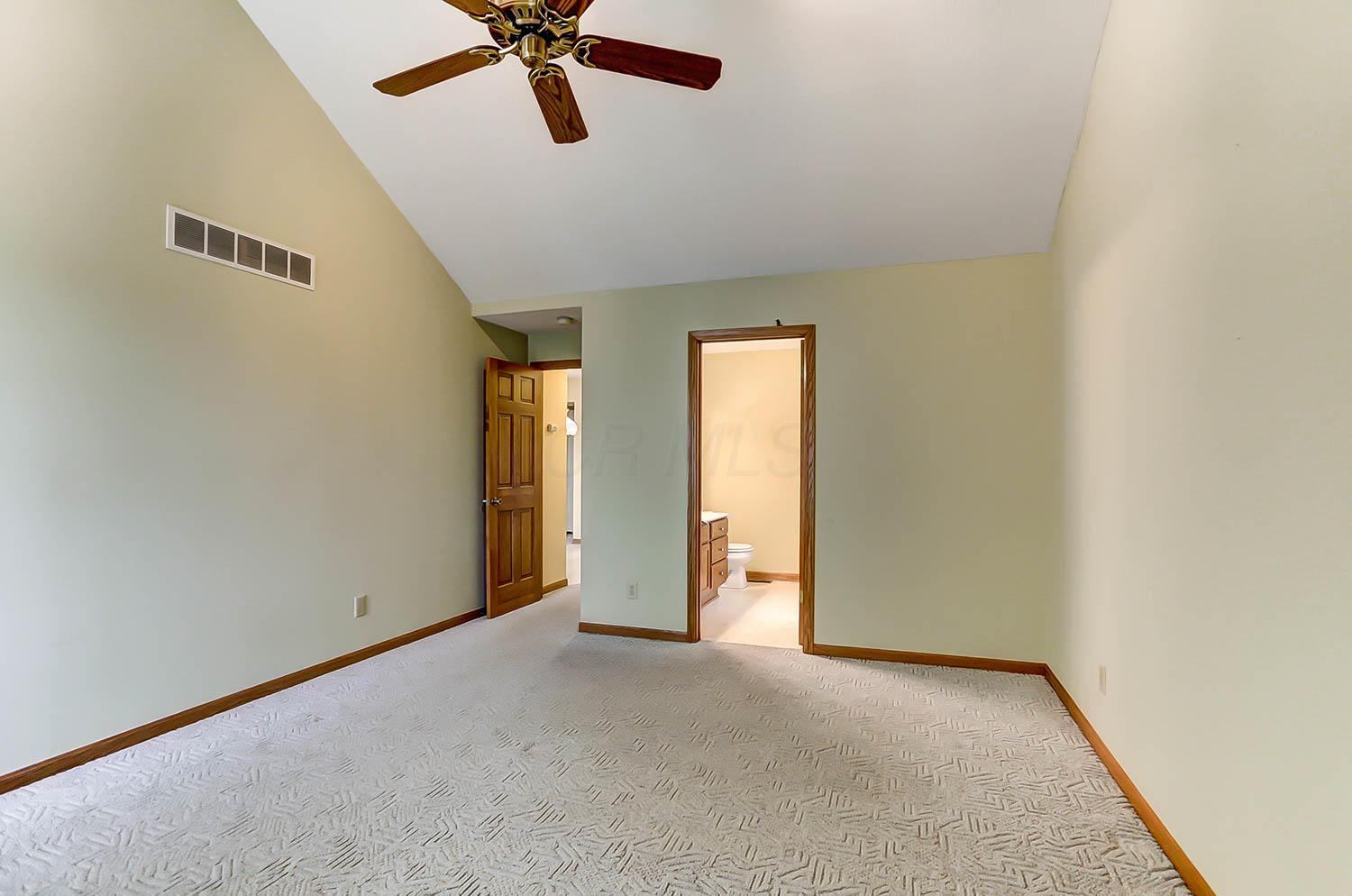 7513 Young Road Orient, OH 43146 - Photo 18 of 40 Gallery Image 18