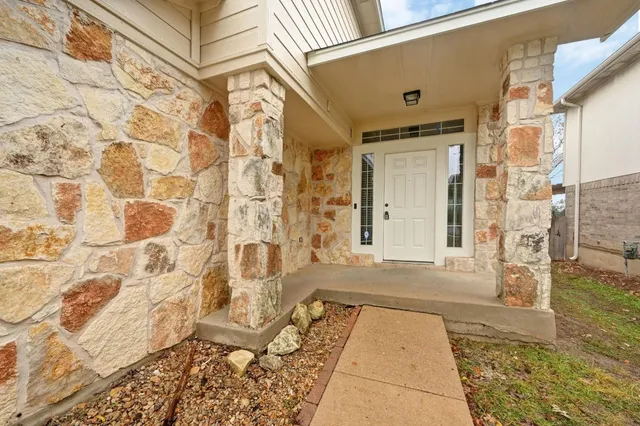 $1,950 | 2607 Theresa Blanchard Lane, Austin, TX 78748