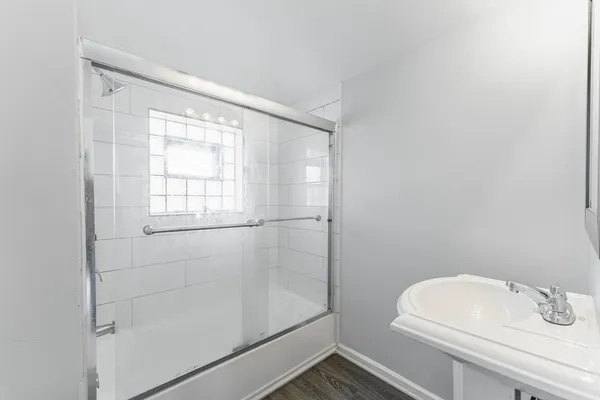 $2,150 | 2116 South 21st Avenue, Broadview, IL 60155