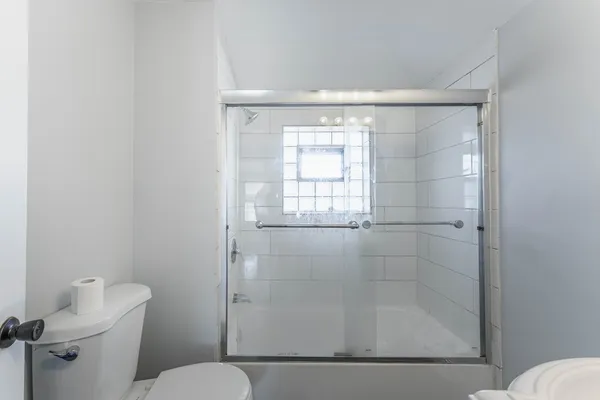 $2,150 | 2116 South 21st Avenue, Broadview, IL 60155