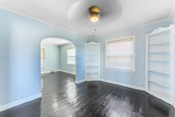 $2,150 | 2116 South 21st Avenue, Broadview, IL 60155