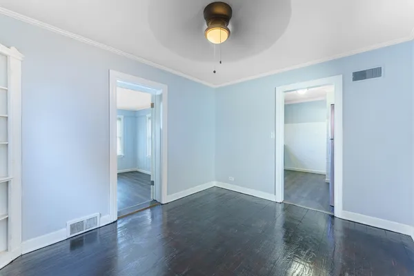 $2,150 | 2116 South 21st Avenue, Broadview, IL 60155