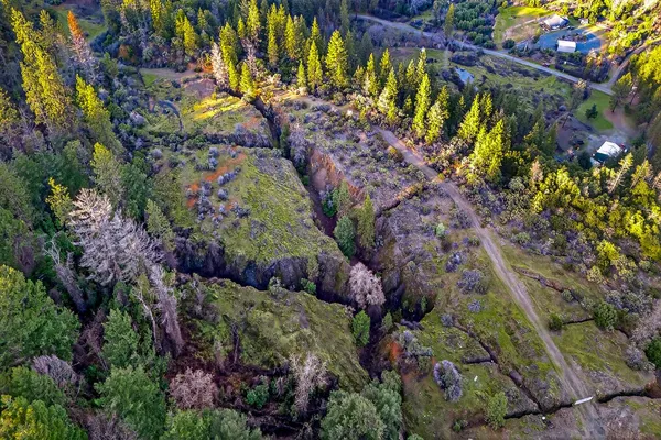 $70,000 | 1271 Lake Road, Junction City, CA 96048