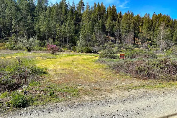 $70,000 | 1271 Lake Road, Junction City, CA 96048