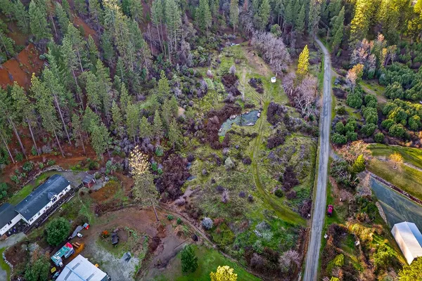 $70,000 | 1271 Lake Road, Junction City, CA 96048