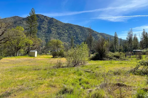 $70,000 | 1271 Lake Road, Junction City, CA 96048