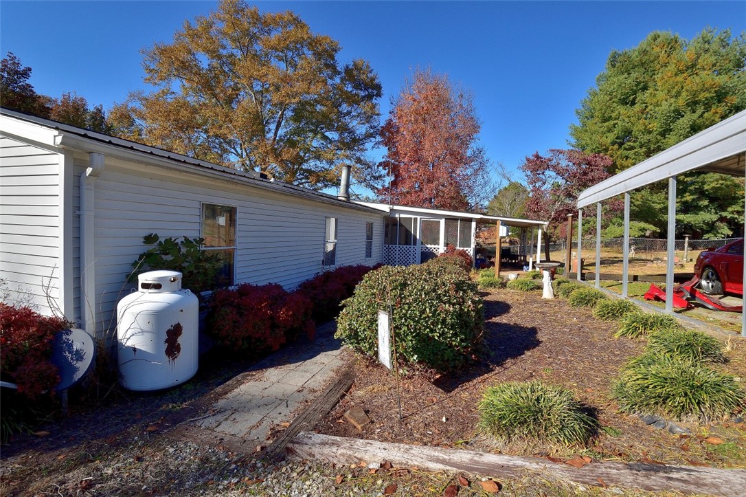 240 Lusk Road, Unit SIX MILE Six Mile, SC 29682 - Photo 25 of 27
