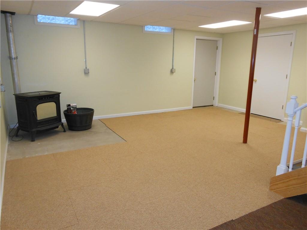 7224 Country Club Road Butler, PA 16001 - Photo 27 of 43 a view of an empty room