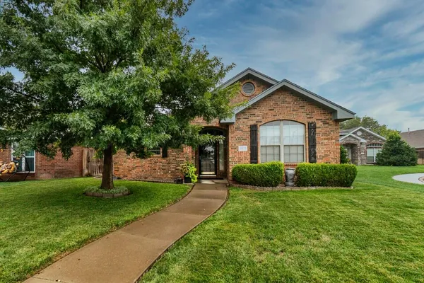 $335,000 | 6413 Academy Drive, Amarillo, TX 79119