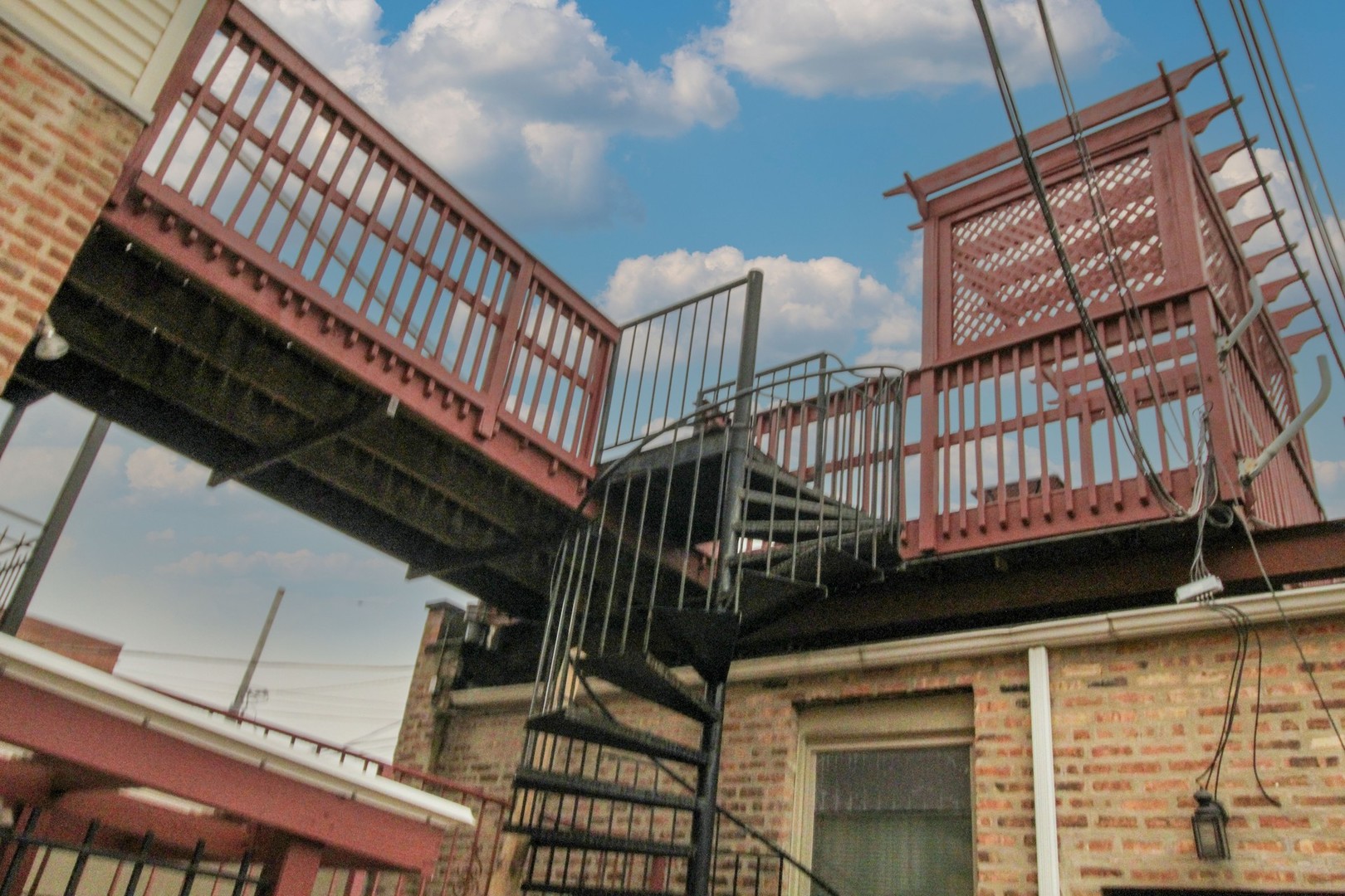 815 South Bell Avenue Chicago, IL 60612 - Photo 38 of 39 a view of entryway with a front door