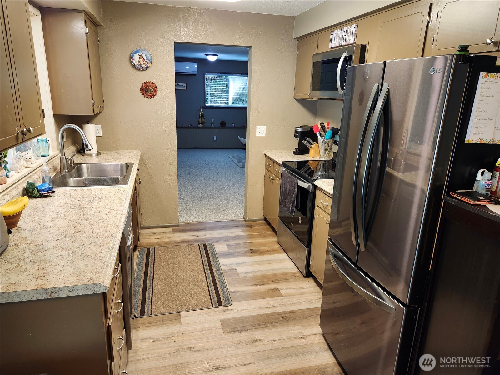 310 Maple Lane Aberdeen, WA 98520 - Photo 8 of 38
