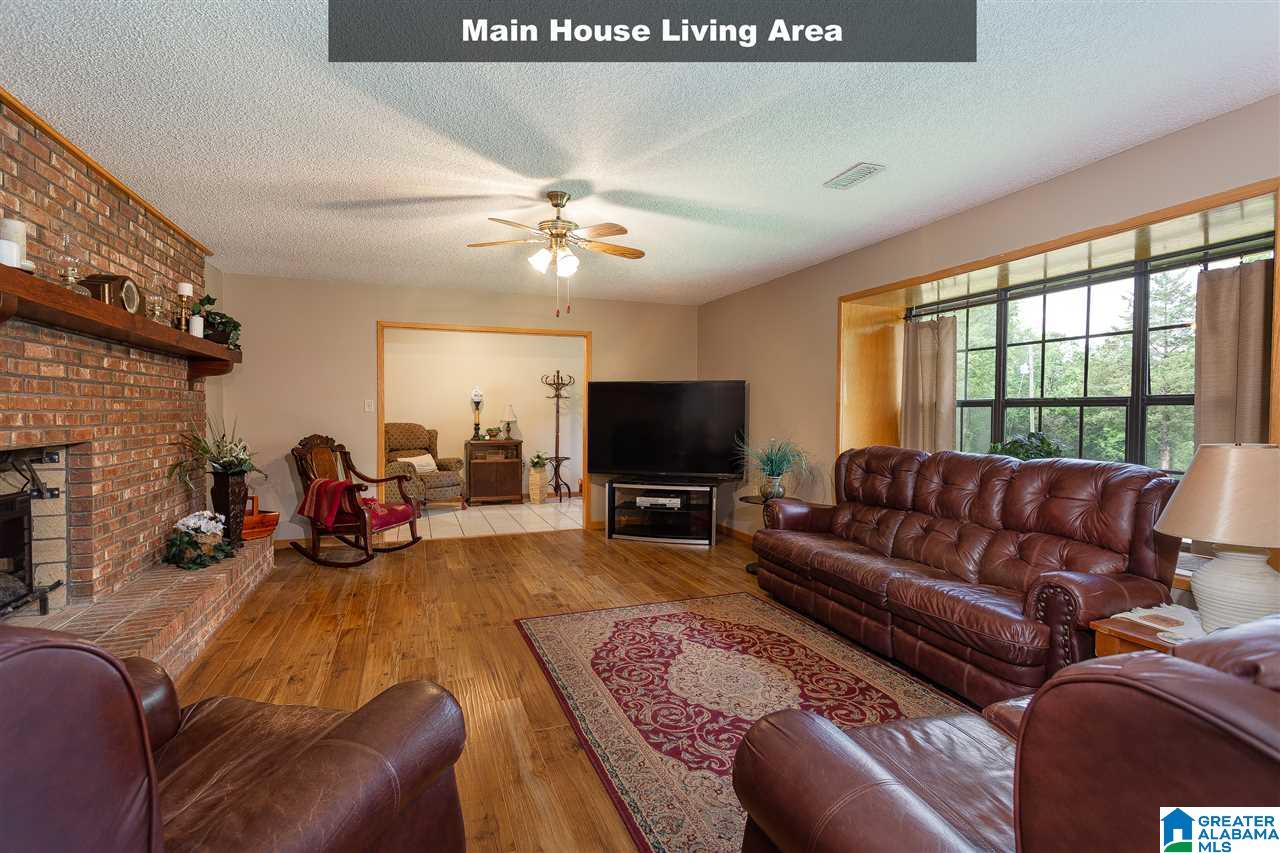 1054 Whites Gap Road Southeast Jacksonville, AL 36265 - Photo 3 of 50
