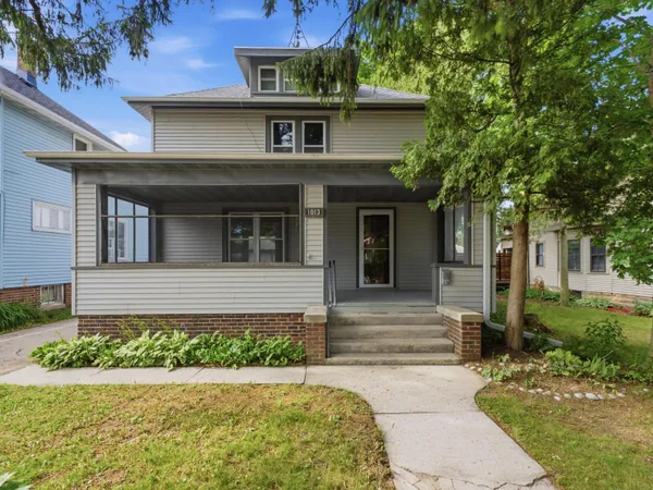$224,900 | 1013 Eastern Avenue, Plymouth, WI 53073