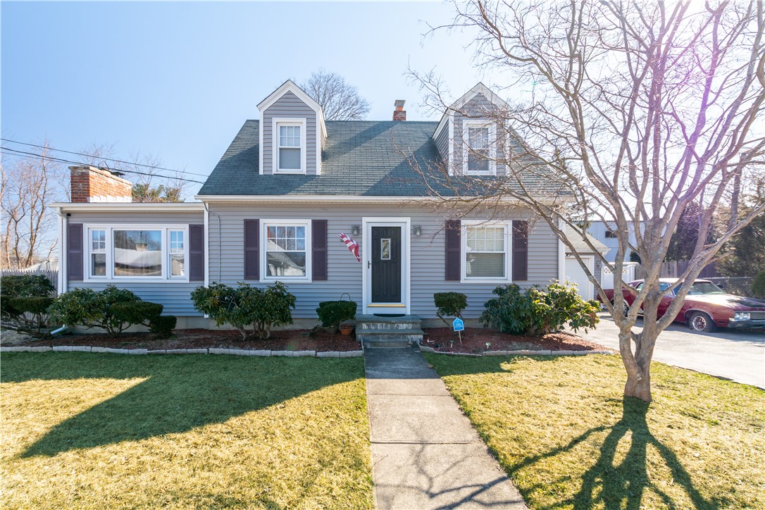 230 Irving Road Warwick, RI 02888 - Photo 2 of 40 Gallery Image 2