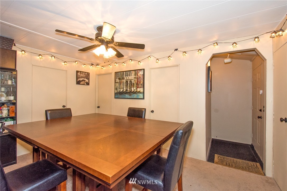 11432 Southeast 162nd Street Renton, WA 98055 - Photo 4 of 17