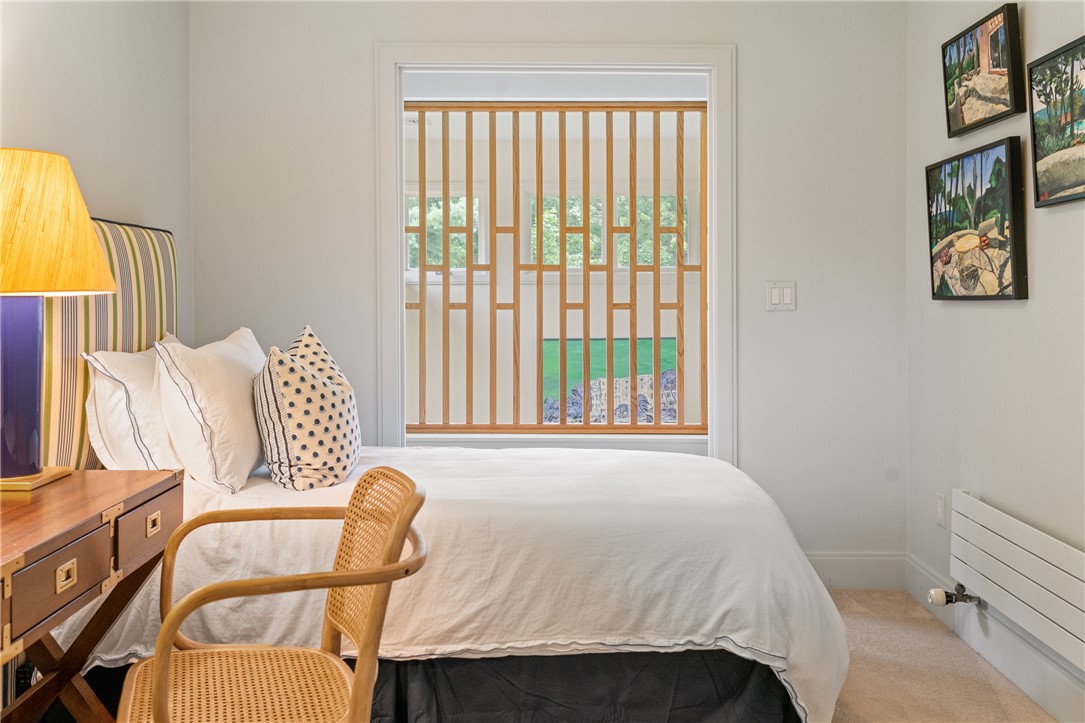 175 Ruggles Avenue Newport, RI 02840 - Photo 27 of 33