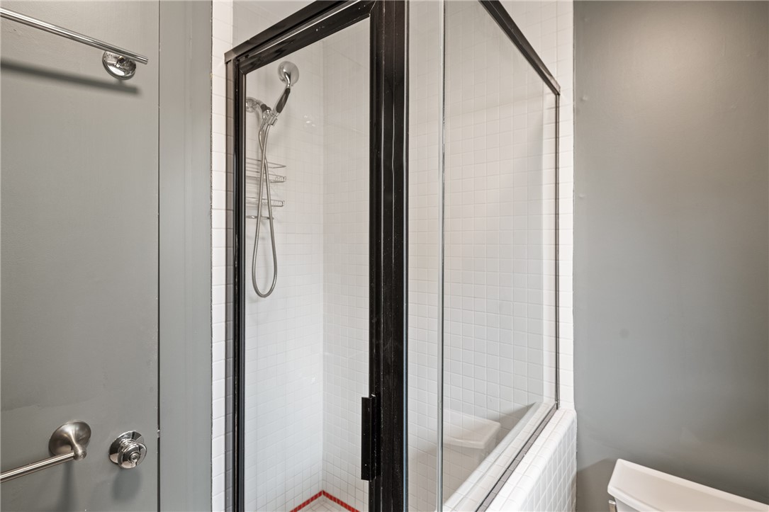 175 Ruggles Avenue Newport, RI 02840 - Photo 29 of 33