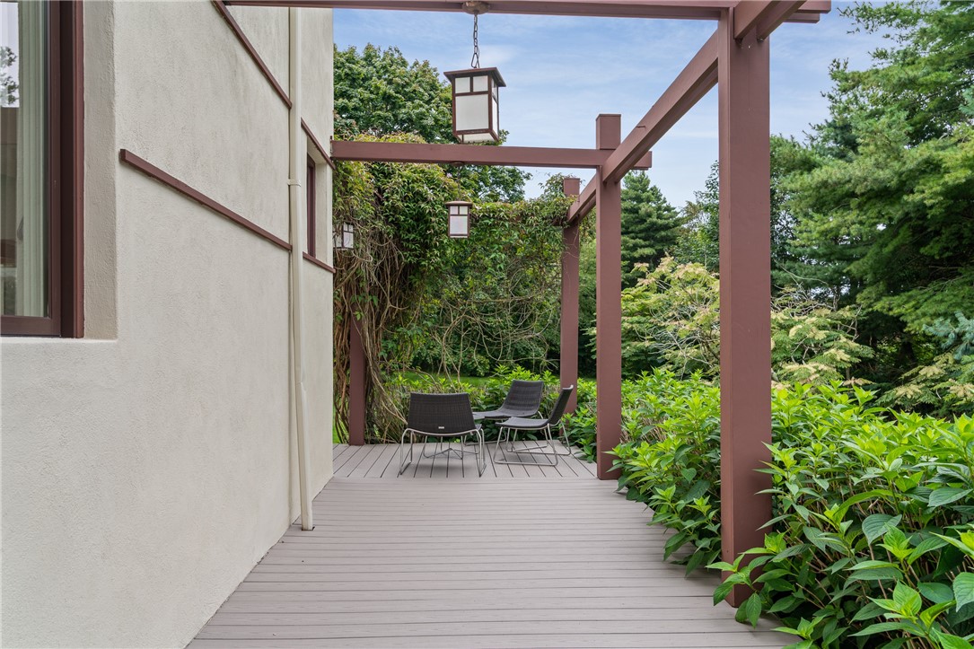 175 Ruggles Avenue Newport, RI 02840 - Photo 31 of 33