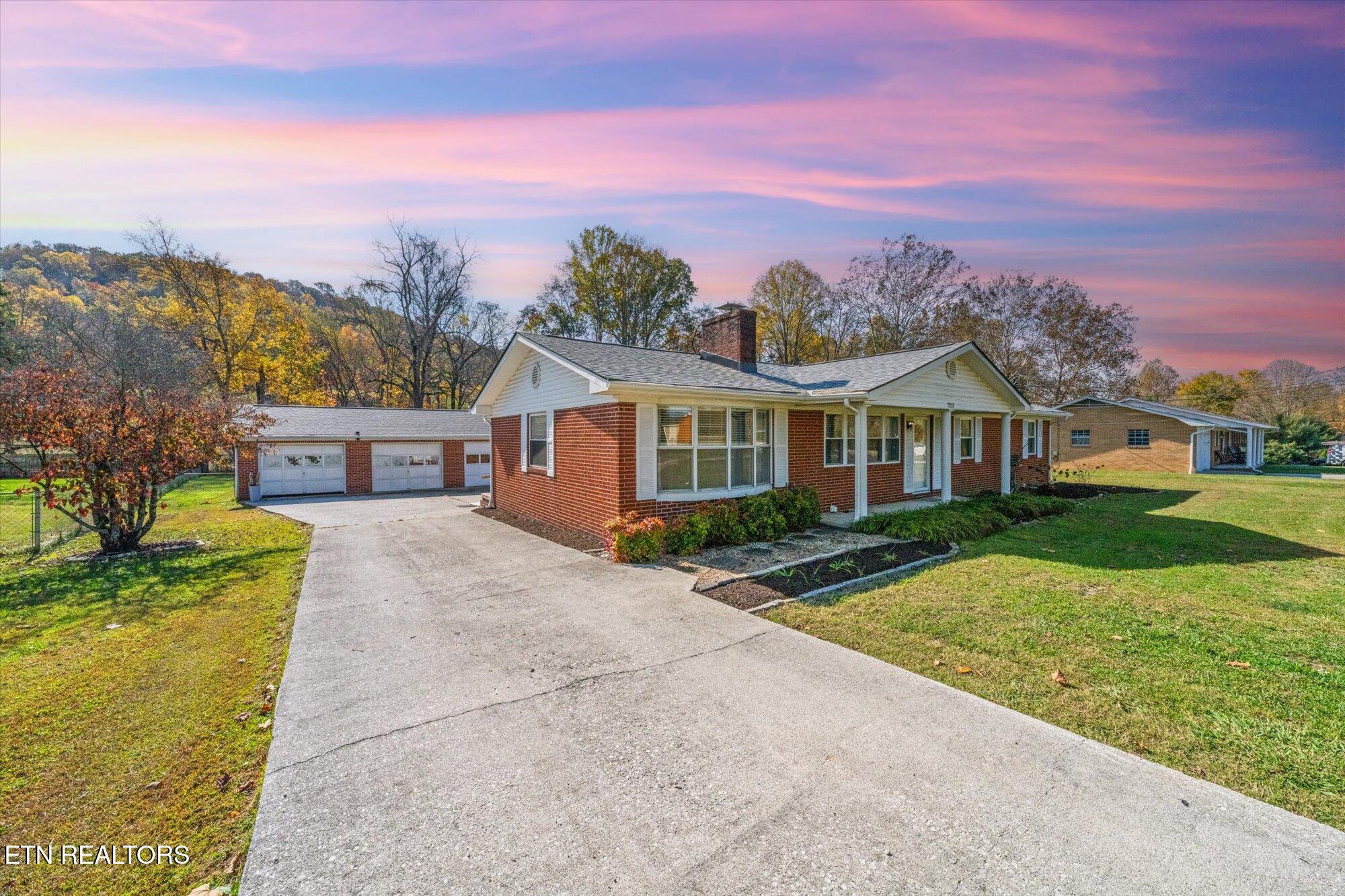 7211 Fairview Road Corryton, TN 37721 - Photo 3 of 32 03-7211-Fairview-Rd-Corryton-TN-2 copy