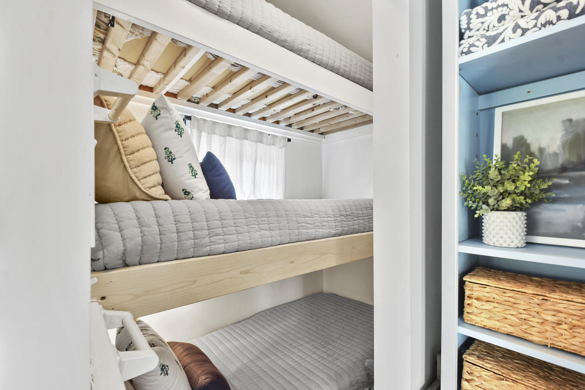 11 Thompson Road, Unit A Buzzards Bay, MA 02532 - Photo 14 of 29 JIM_0793