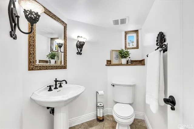 $1,139,000 | 27507 Via Sequoia, San Juan Capistrano, CA 92675