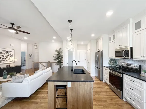 $369,000 | 1603 Northeast Jaclyn Drive, Grain Valley, MO 64029