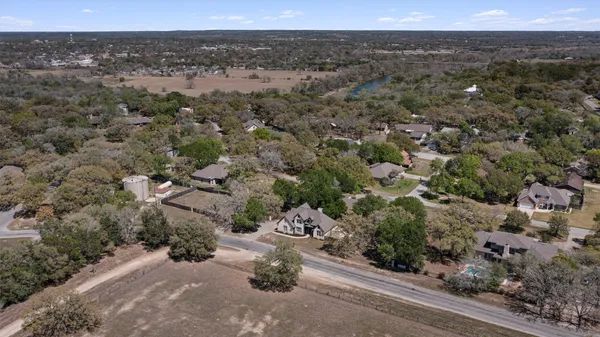 $4,000 | 312 Country Club Drive, La Grange, TX 78945