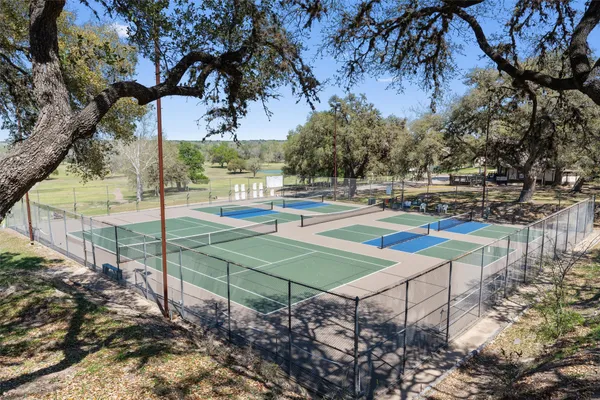 $4,000 | 312 Country Club Drive, La Grange, TX 78945