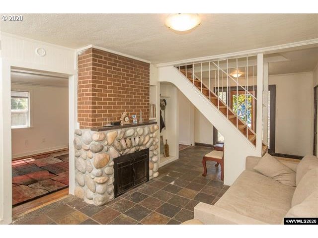 725 8th Street Springfield, OR 97477 - Photo 26 of 28 Gallery Image 26