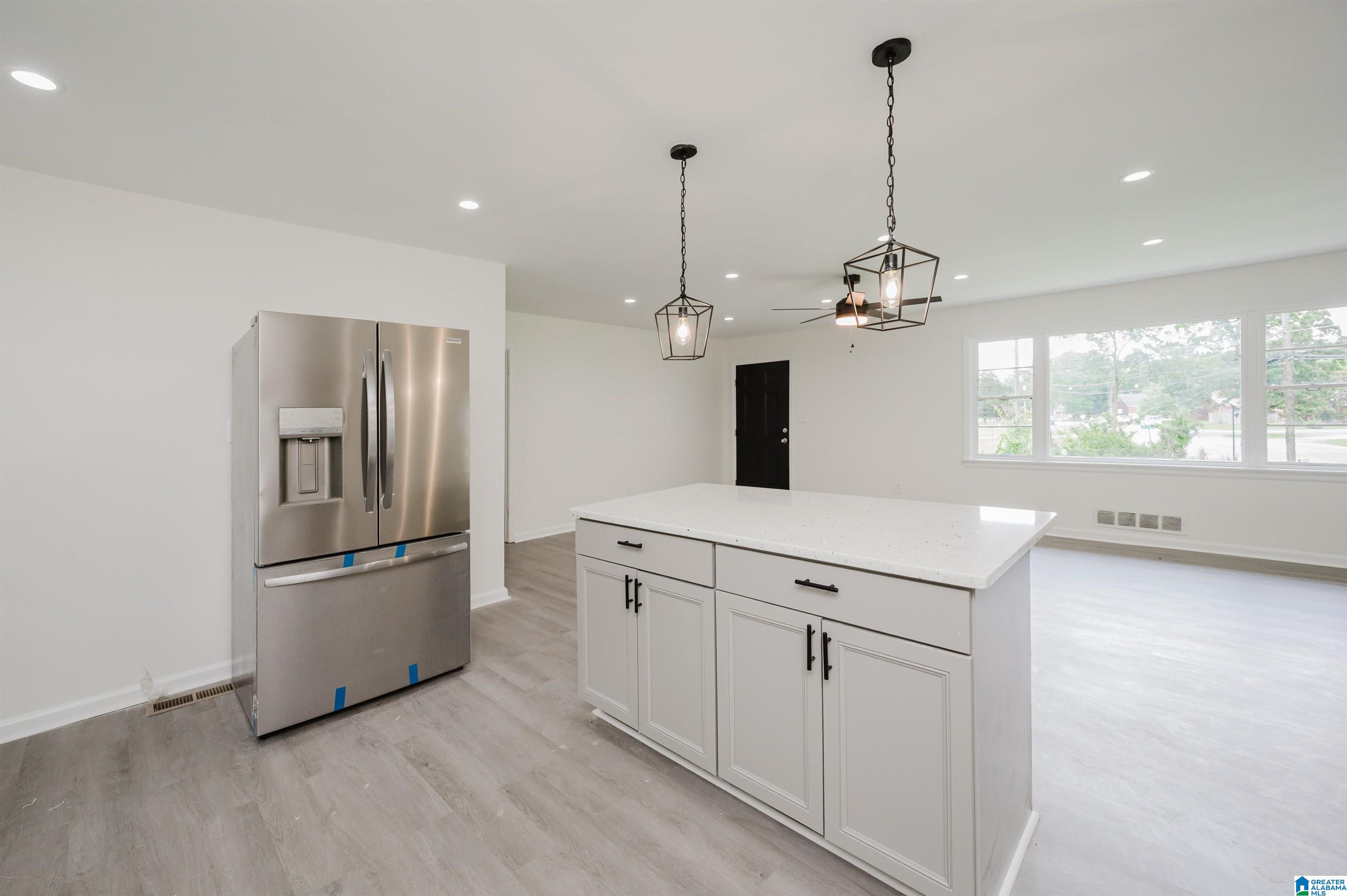 201 Sun Valley Road Birmingham, AL 35215 - Photo 13 of 34