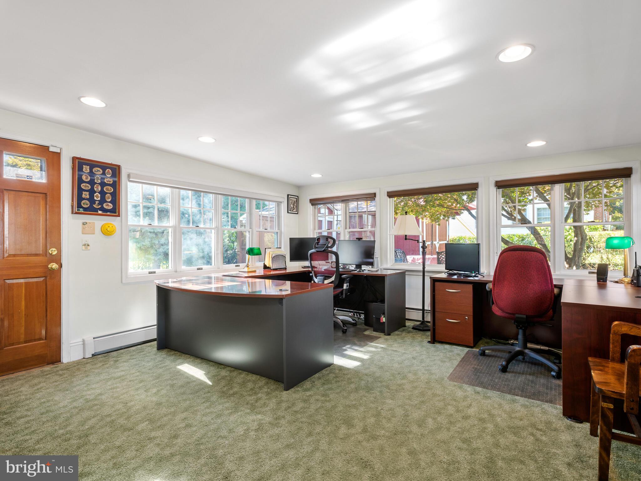 8446 Pembrook Road Philadelphia, PA 19128 - Photo 16 of 37 Gallery Image 16