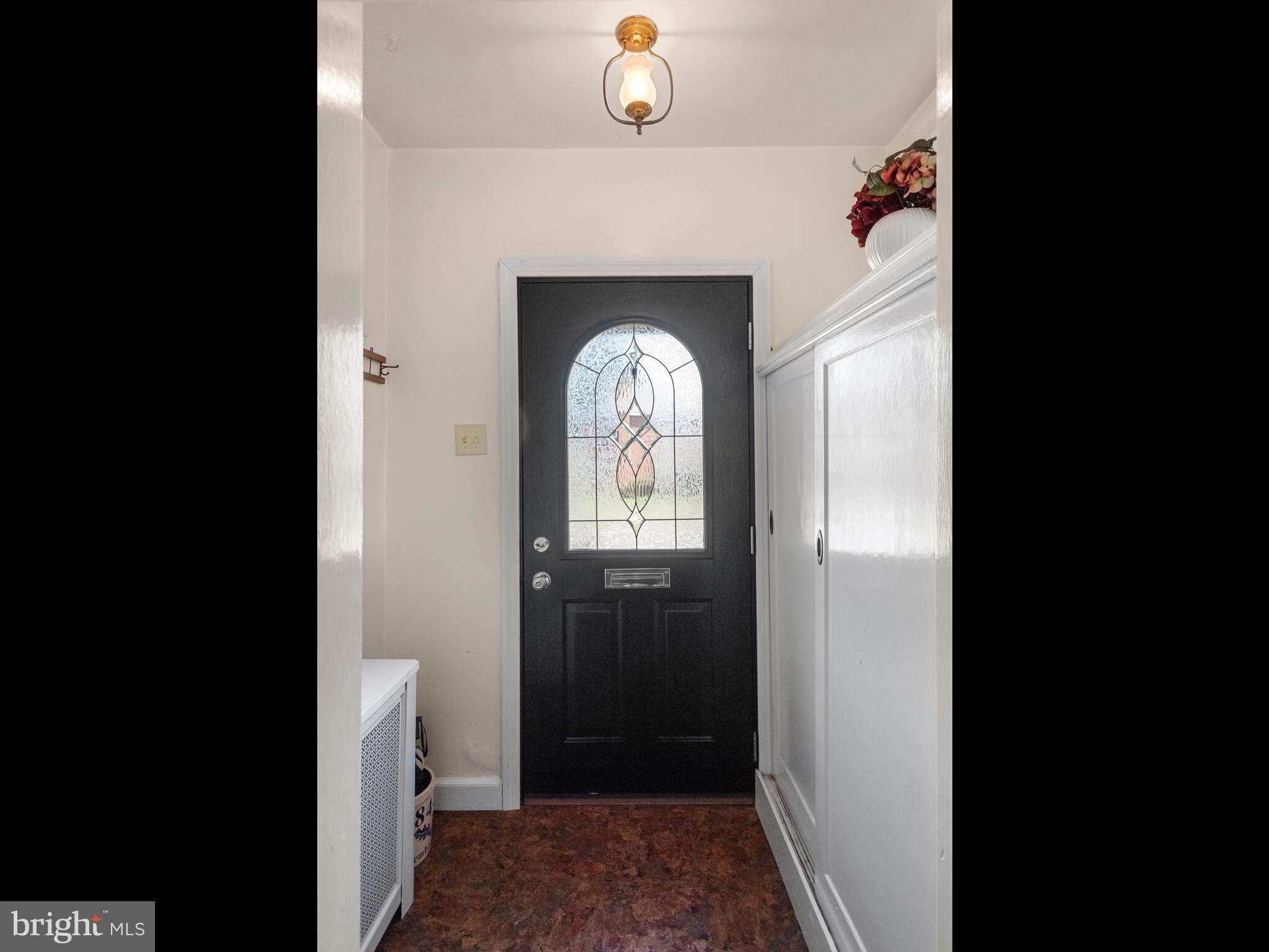 8446 Pembrook Road Philadelphia, PA 19128 - Photo 4 of 37 Gallery Image 4