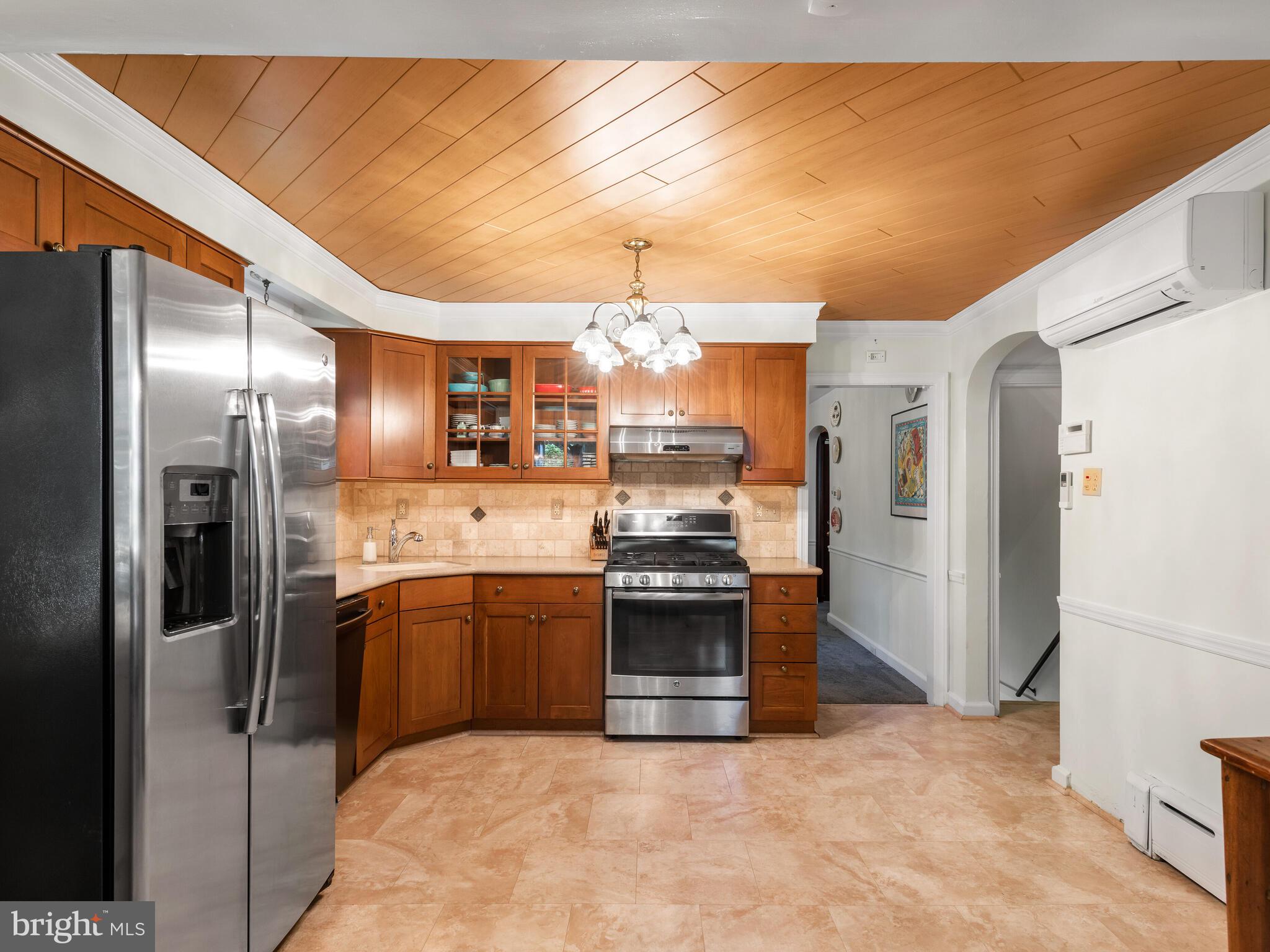8446 Pembrook Road Philadelphia, PA 19128 - Photo 10 of 37 Gallery Image 10