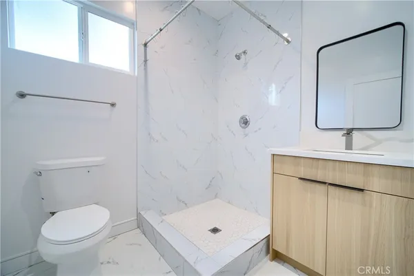 $4,950 | 259 South Ave 54, Unit 1/2, Los Angeles, CA 90042