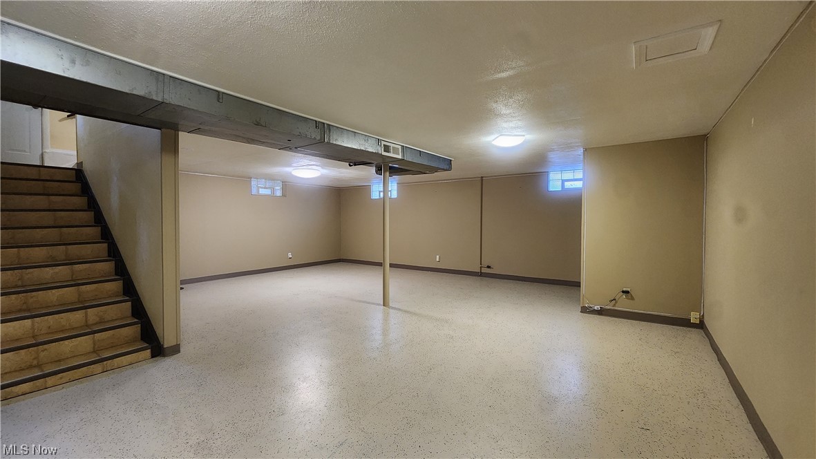 39126 Chestnut Ridge Road Elyria, OH 44035 - Photo 29 of 35 Gallery Image 29