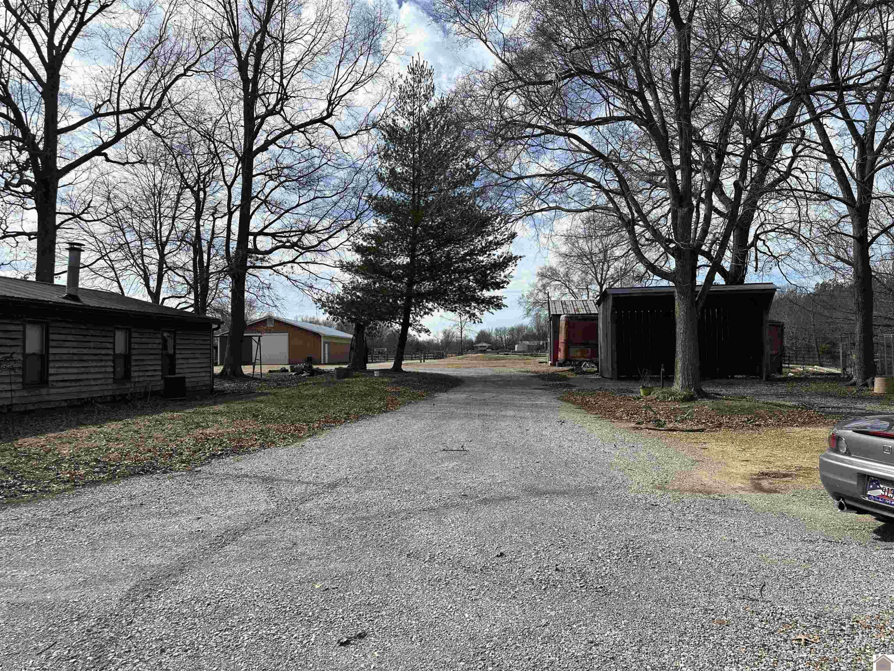 1069 Housman Road Boaz, KY 42027 - Photo 3 of 16 Driveway