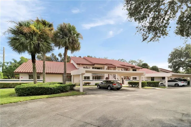 $355,000 | 6021 Southeast Martinique Drive, Unit 201, Stuart, FL 34997