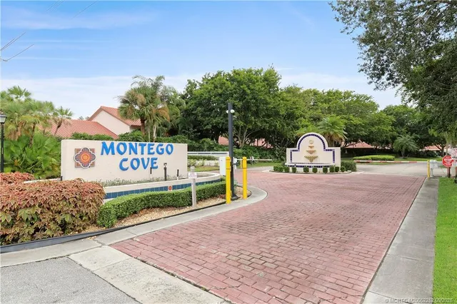 $355,000 | 6021 Southeast Martinique Drive, Unit 201, Stuart, FL 34997