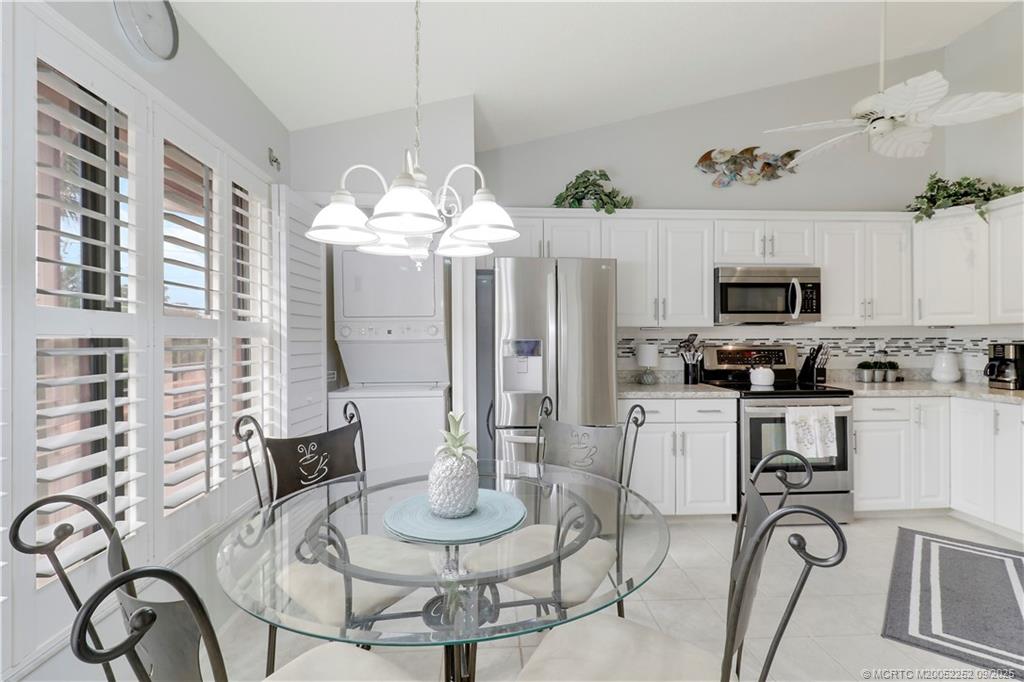 6021 Southeast Martinique Drive, Unit 201 Stuart, FL 34997 - Photo 8 of 31