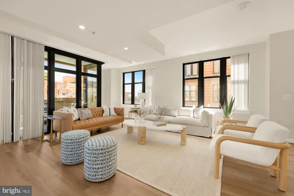 $1,695,000 | 400 Massachusetts Avenue Northwest, Unit 1207, Washington, DC 20001