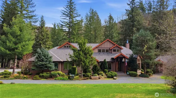 $1,699,900 | 125 Royal Coachman Lane, Kalama, WA 98625