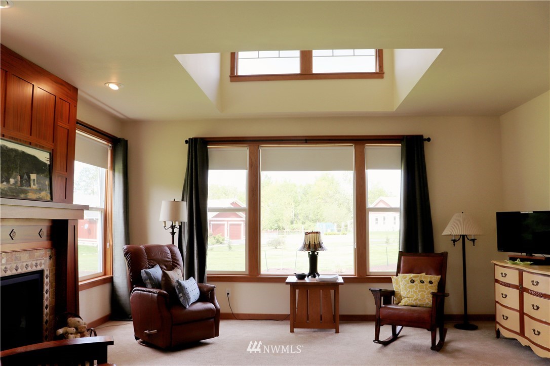 7017 Samish Heights Road Bow, WA 98232 - Photo 8 of 34 Gallery Image 8